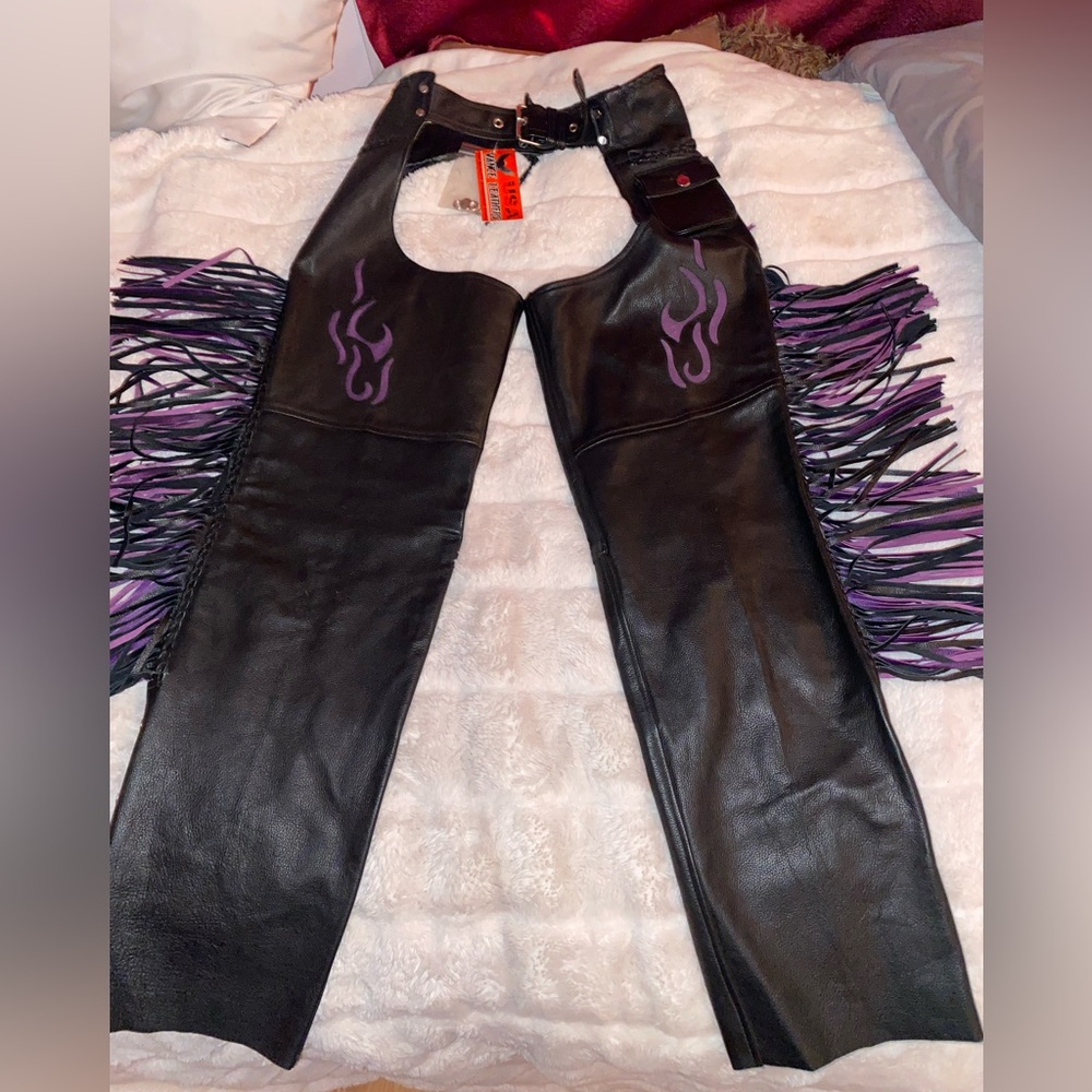 BRAND NEW WESTERN CHAPS xs MEN OR WOMEN